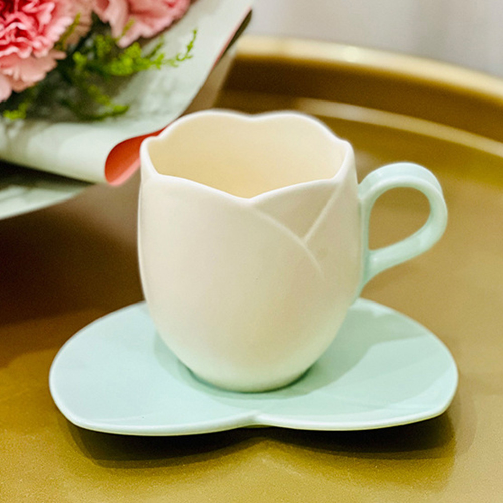 Tulp Koffiekopje met Schotel K - Coffee Tea Love recensie en prijs
