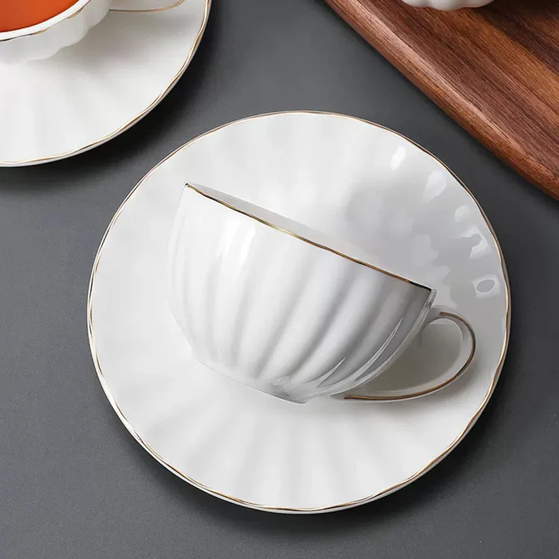 Witte keramische koffiekop met - Coffee Tea Latte recensie en prijs