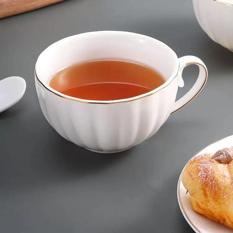 Witte keramische koffiekop met - Coffee Tea Latte recensie en prijs