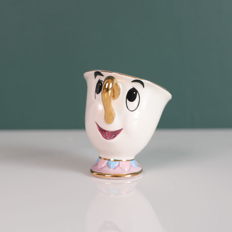 Hete theepot cartoon Belle en  - Coffee And Tea Bar recensie en prijs